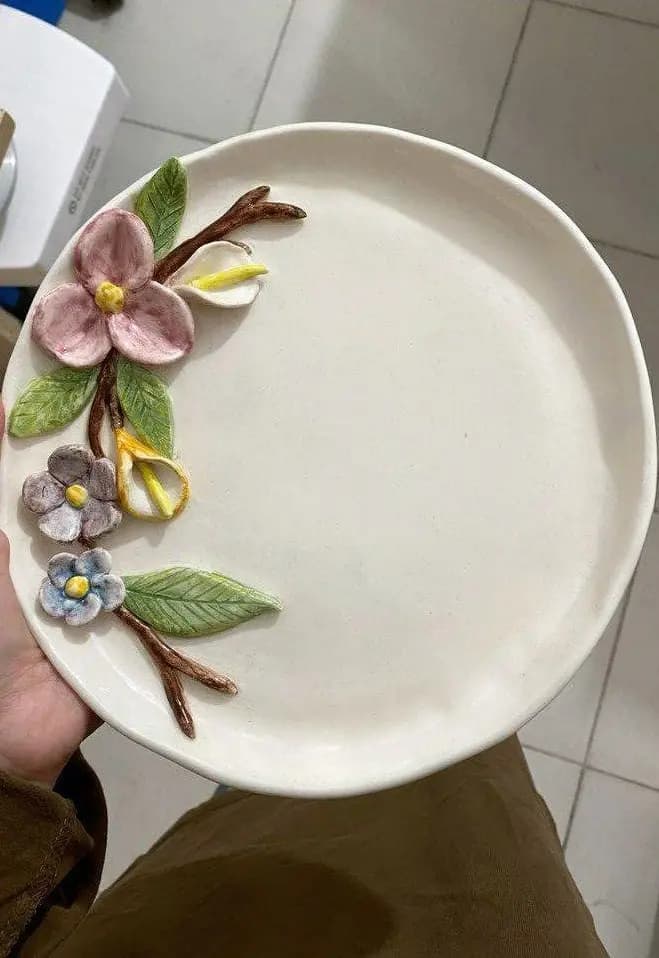 Мастер-класс Цветочные керамические тарелочки к встрече весны и пробуждению природы