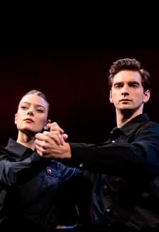 Цветущий май