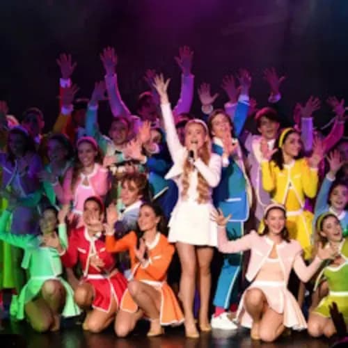 Люди встречаются