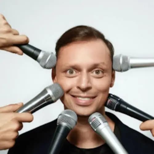 Виктор Комаров
