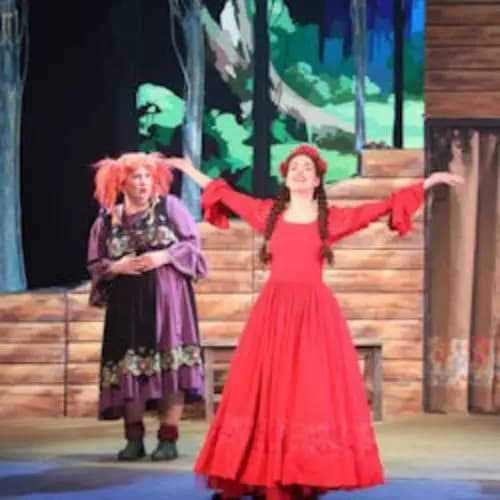 Две Бабы Яги