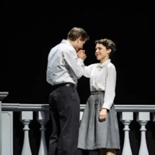 Слава. Молодость