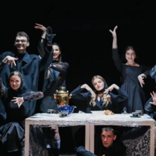 Васса Железнова. История  одного дома