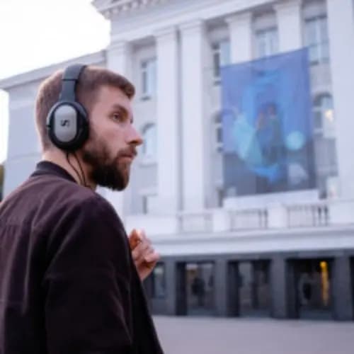 Локация (Location)