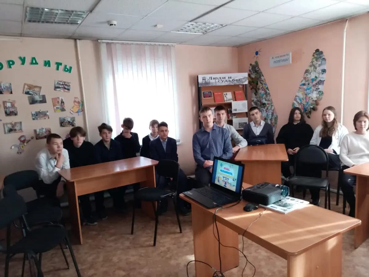 Поэт Серебряного века. Литературная визитка