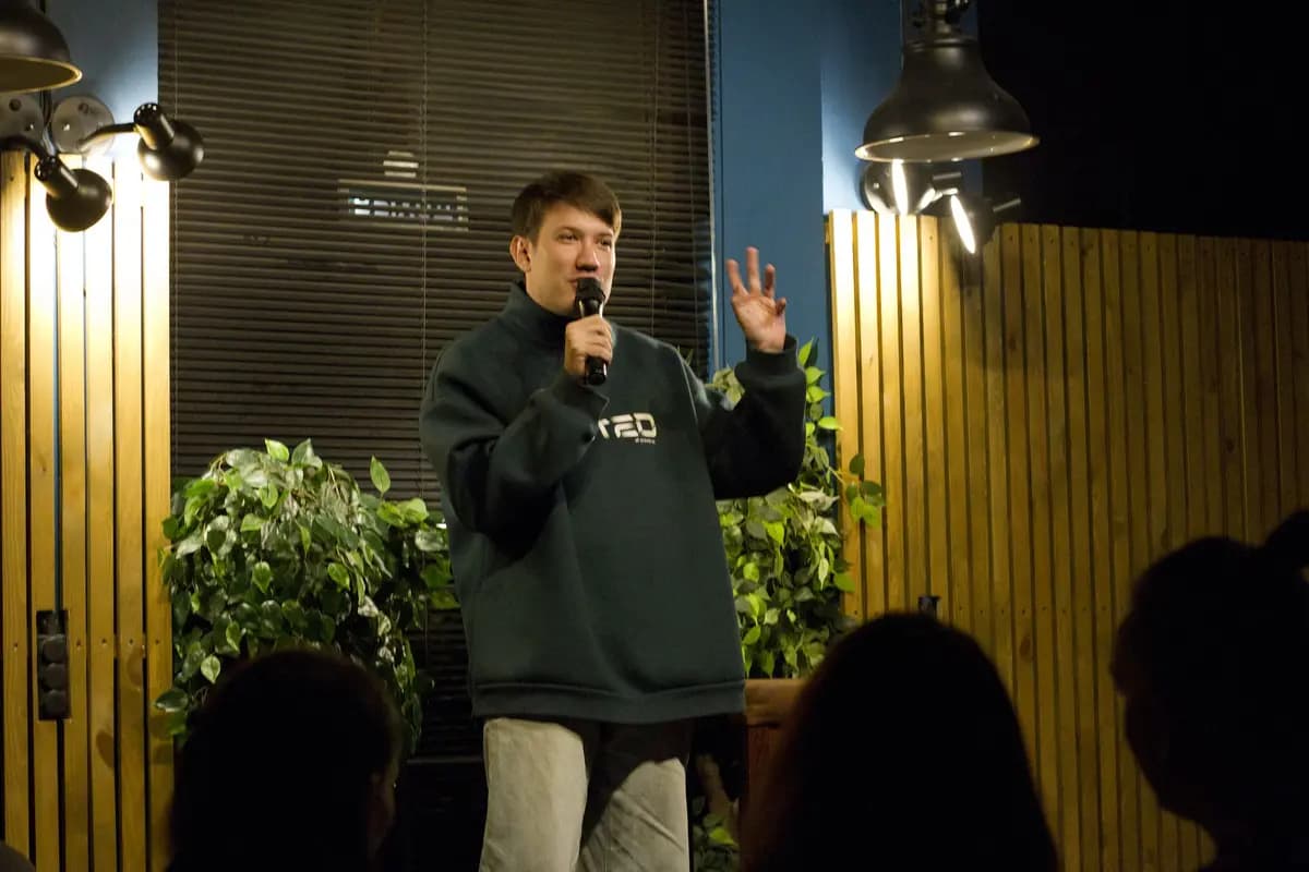 Закрытый микрофон