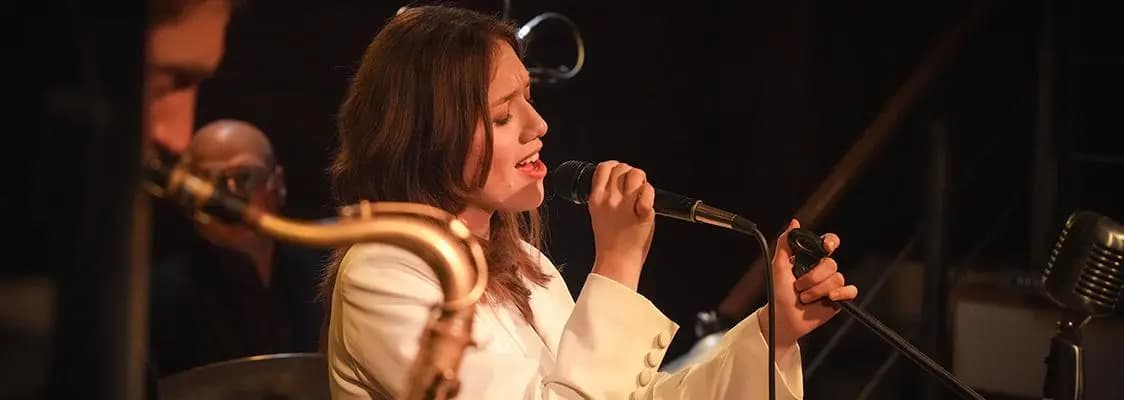 Софи Гертье: Keep Swinging