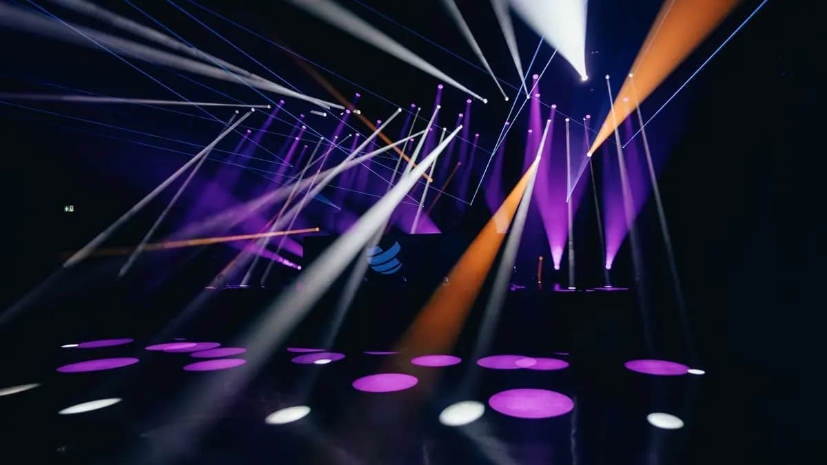 В ритме вальса...