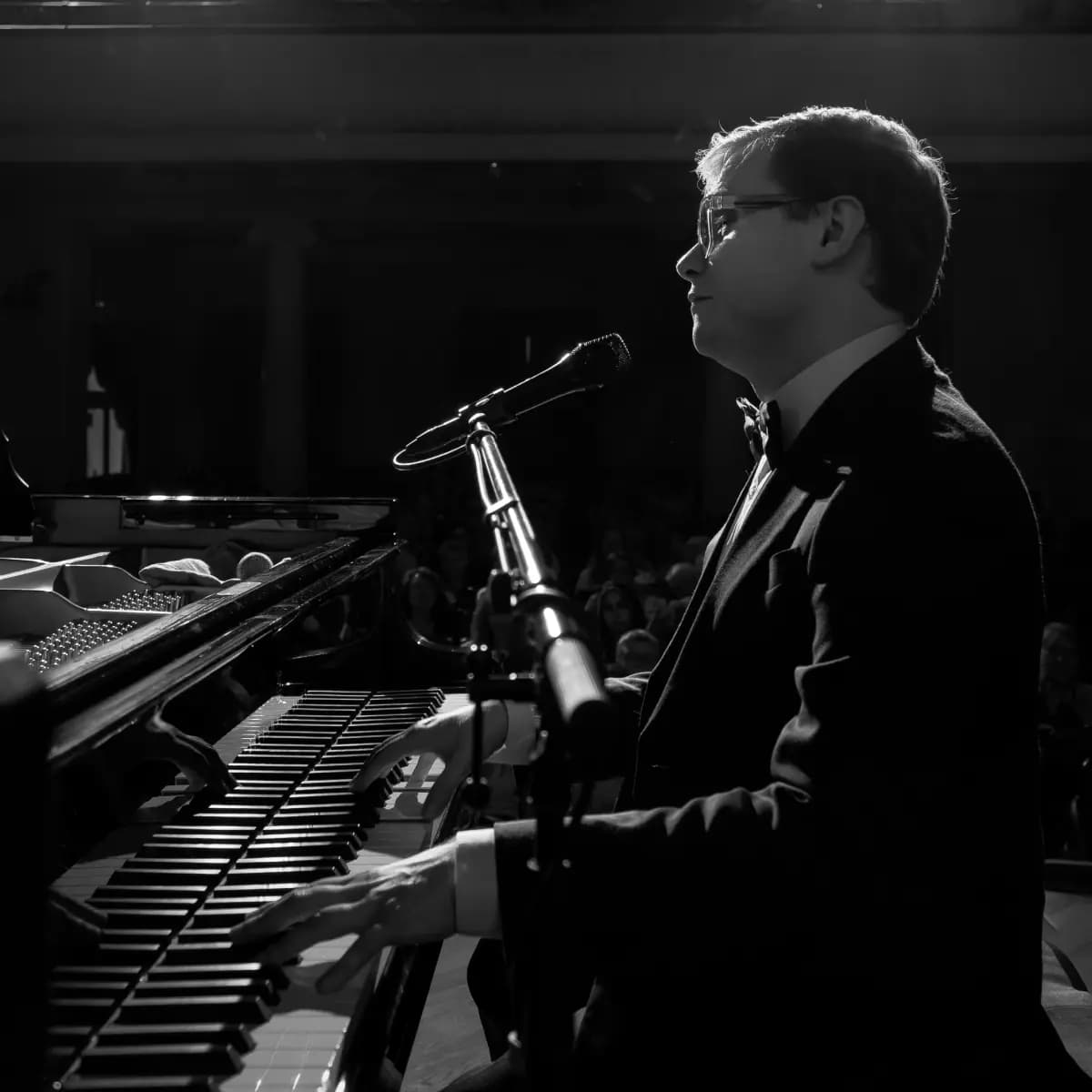 Олег Аккуратов. Фортепианный вечер