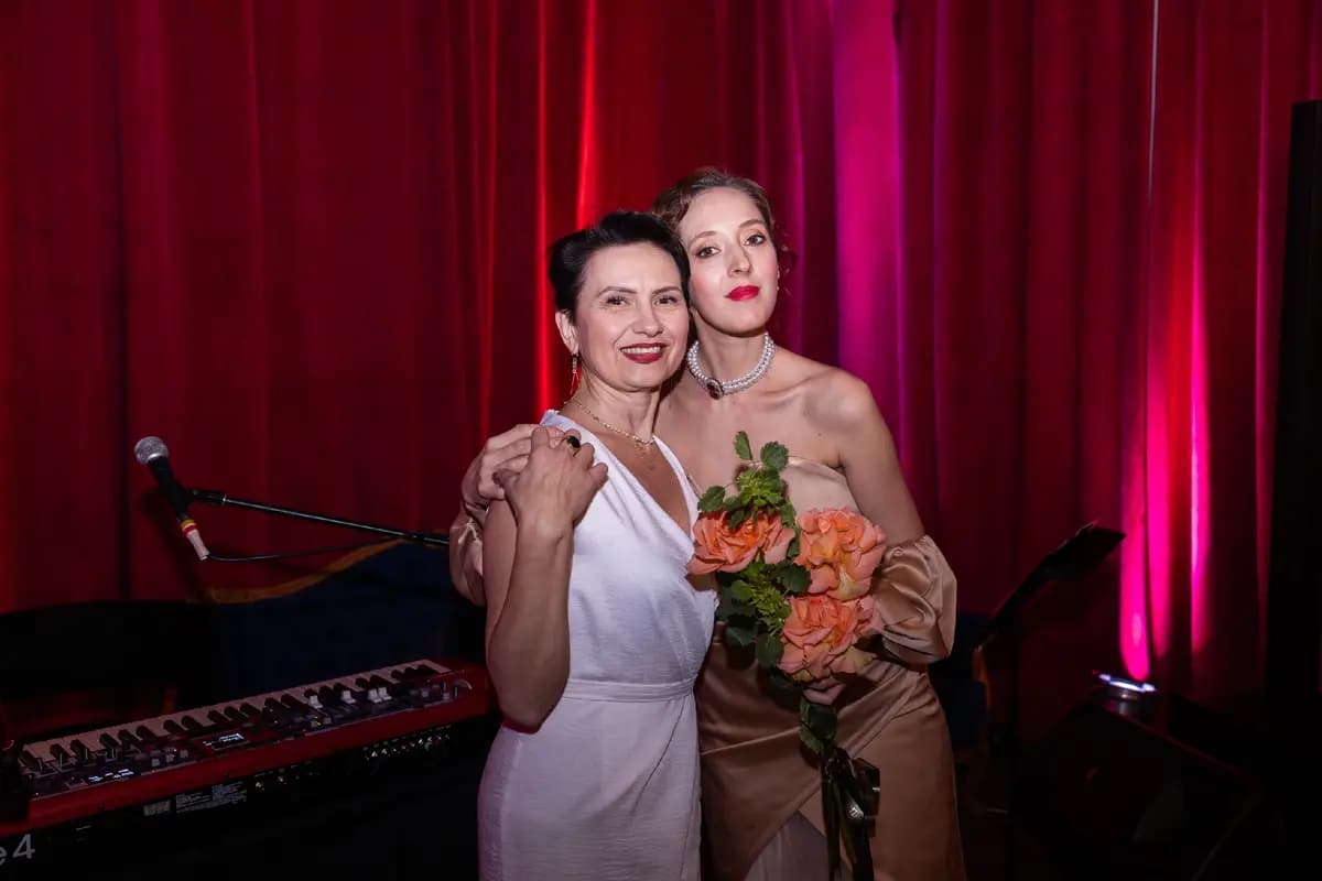 Про любовь (Янтарь-холл (Светлогорск))