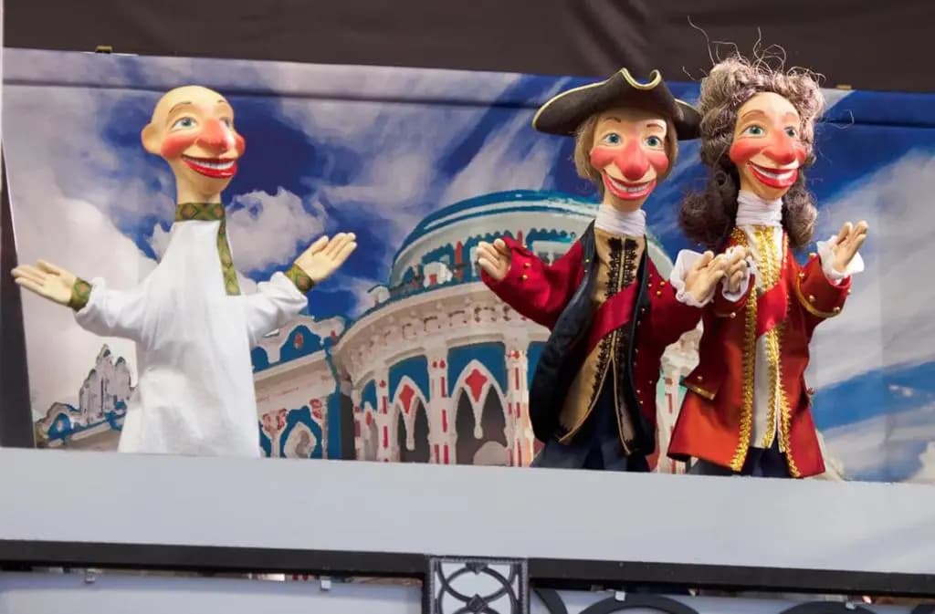 История города в куклах (Екатеринбургский театр кукол)