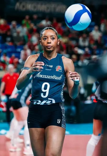 Локомотив - Корабелка (Санкт-Петербург)