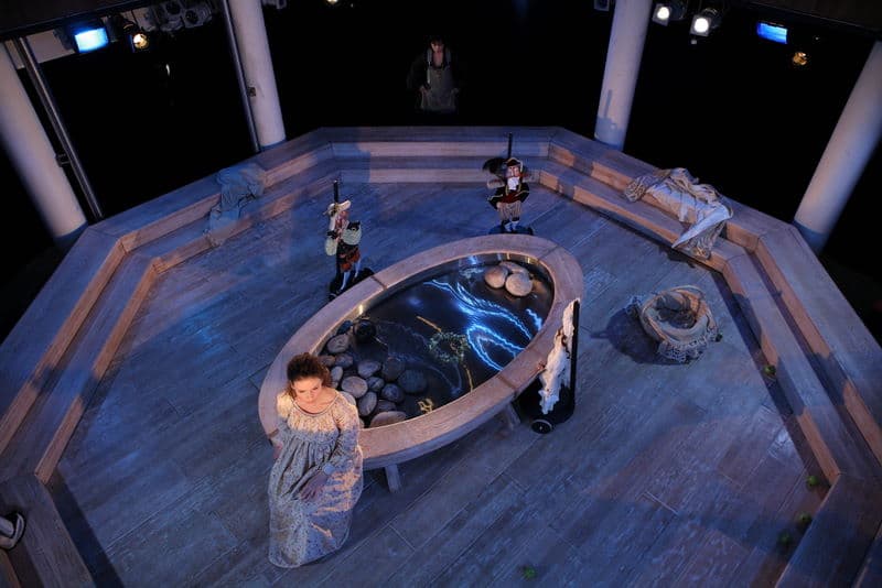 Каменный ангел (Школа драматического искусства)