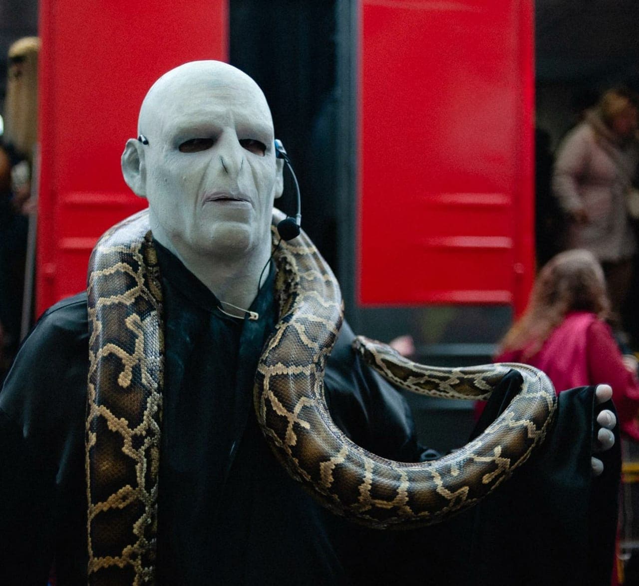 Поезд «Магический экспресс» (Железнодорожный вокзал)