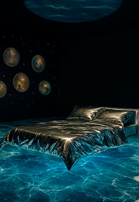 Сон в музее