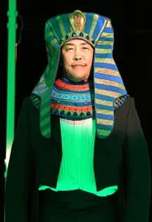 Три плюс кот