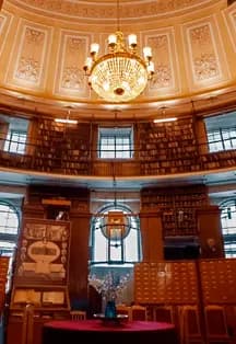 Обзорная экскурсия по Российской национальной библиотеке