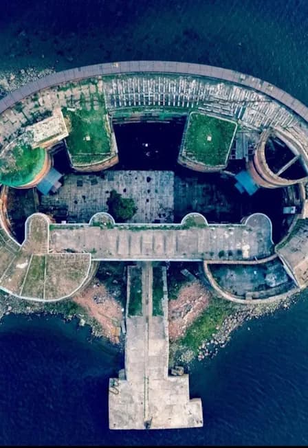 Весь Кронштадт за один день: Морской собор, море и корабли