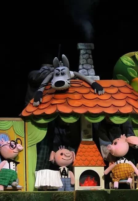 Три поросёнка