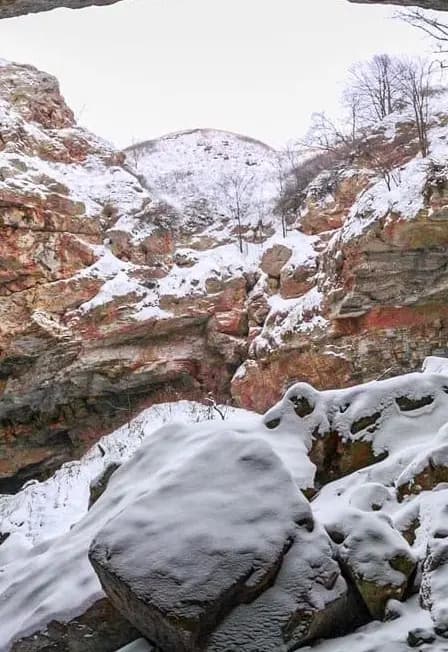 Тайны Вертолётной пещеры