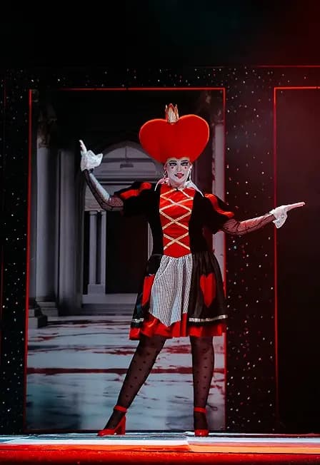 Алиса в стране чудес