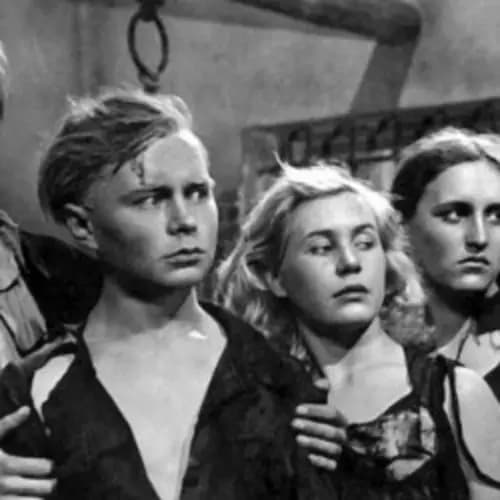 Литературно-музыкальная композиция «Молодая гвардия»