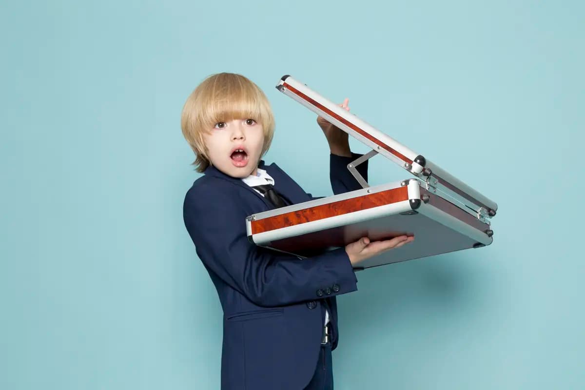 Камень, ножницы, бумага (Центр современной культуры «Целинный»)