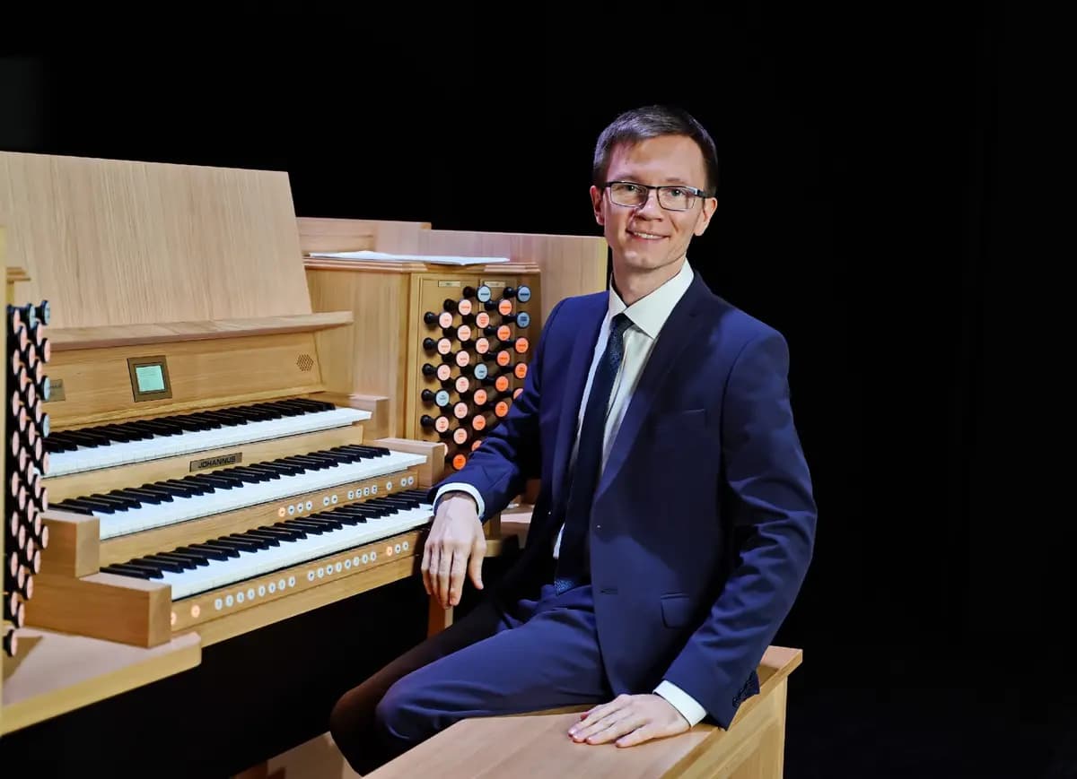 Тимур Халиуллин. Органный вечер (Филармония им. Шостаковича. Большой зал)