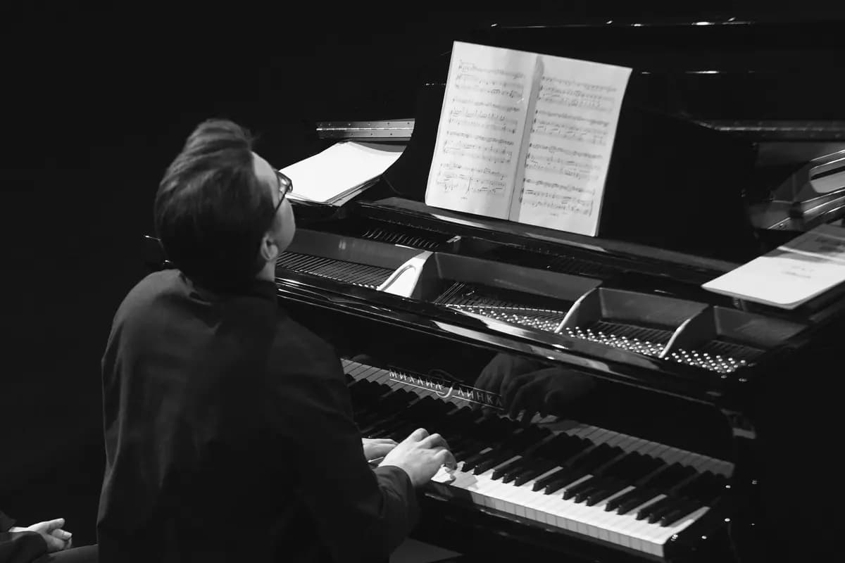 Трагедия в стиле барокко (Центр современного искусства им. Сергея Курёхина)