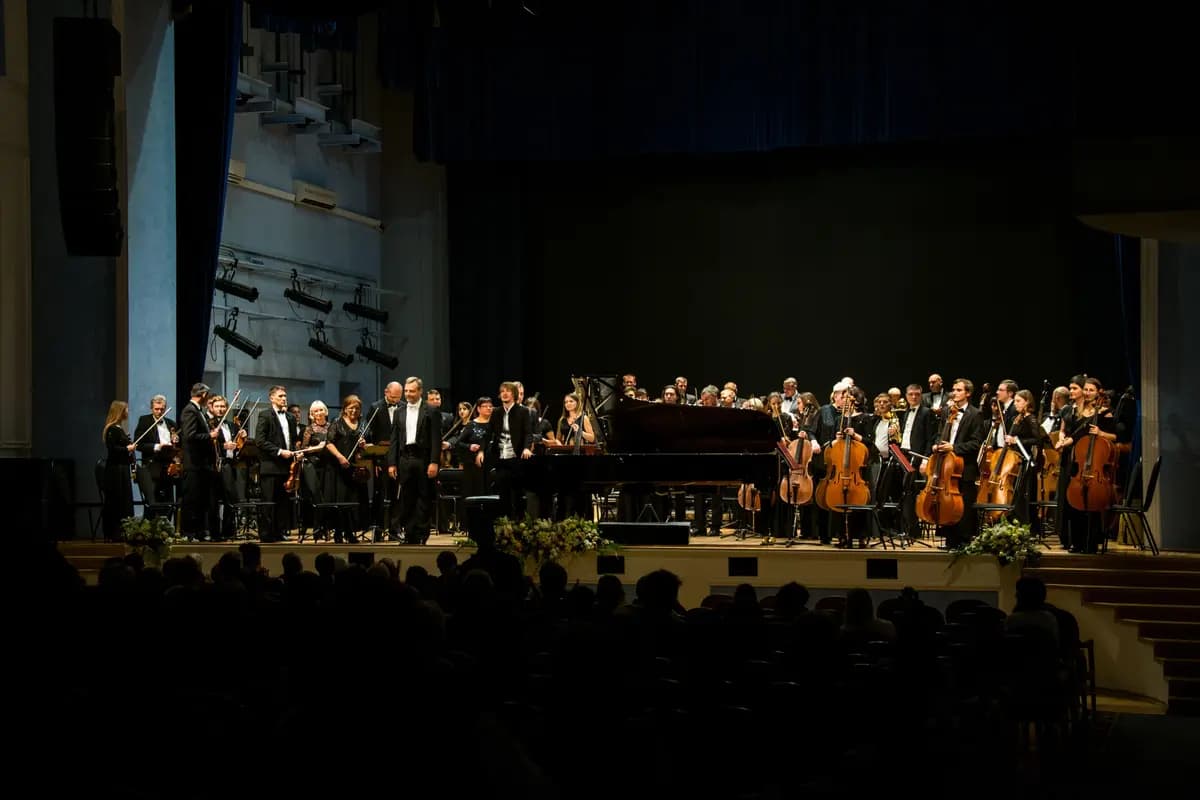 Молодёжь XXI века (Филармония им. Шнитке)