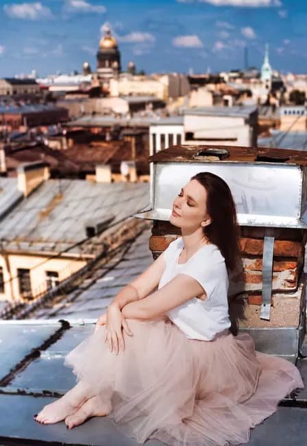 Фотосессия на питерских улочках и крыше: весь Петербург на ладони
