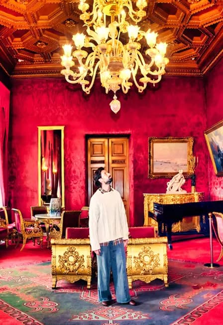 ВЛАДИМИРСКИЙ ДВОРЕЦ ИЗНУТРИ: ТАЙНЫ И РОСКОШЬ ВЛАДЕНИЙ ВЕЛИКОГО КНЯЗЯ