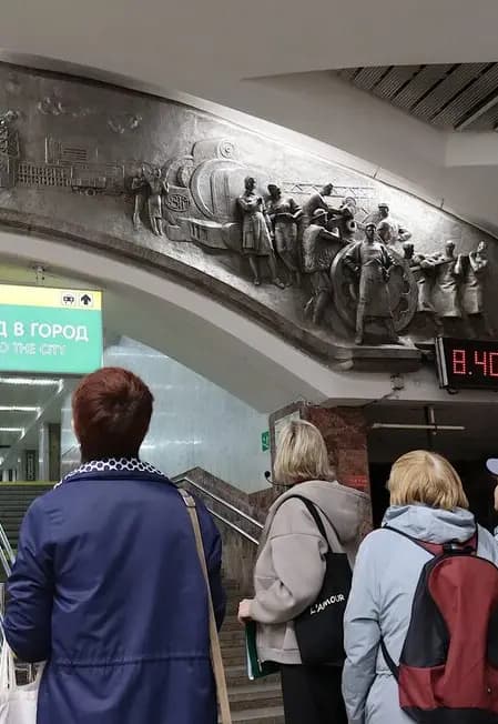 Экскурсия в метро «Последний советский»