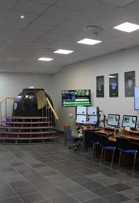 Виртуальная космонавтика. Занятие в зале