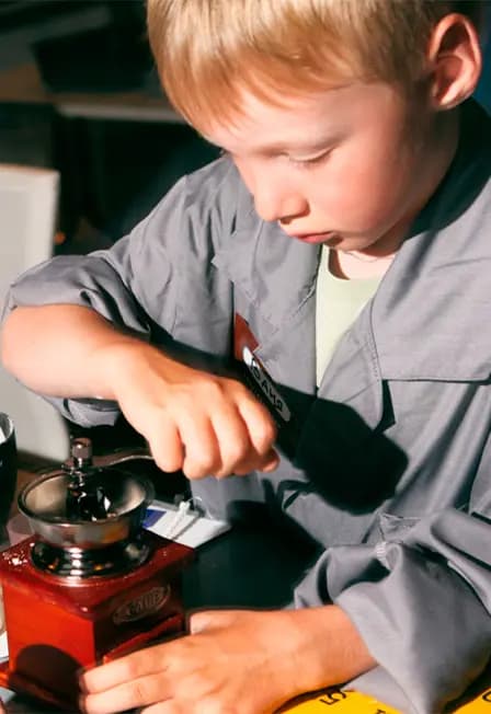 Научное приключение "На земле и под землей" для детей 5-6 лет