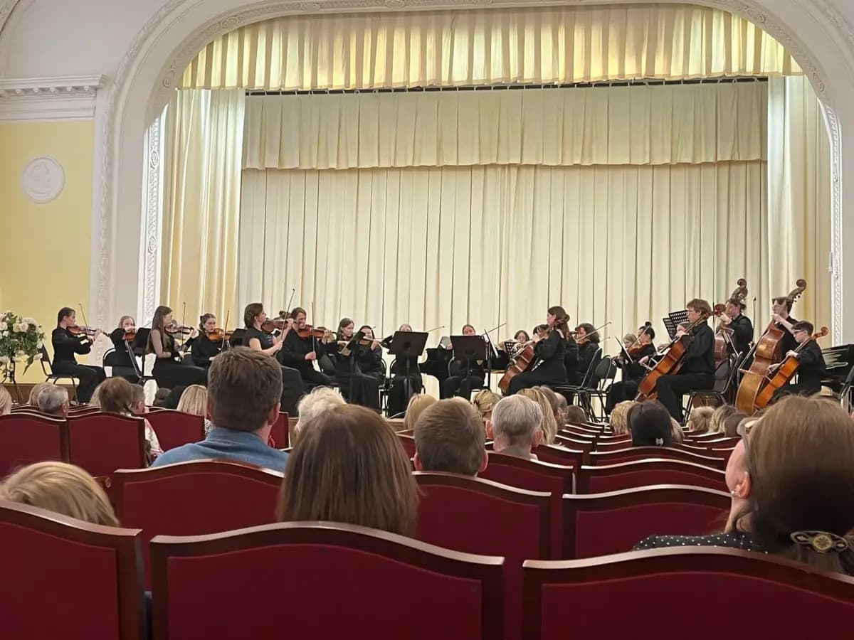 Концерт выпускников отделения «Оркестровые струнные инструменты»