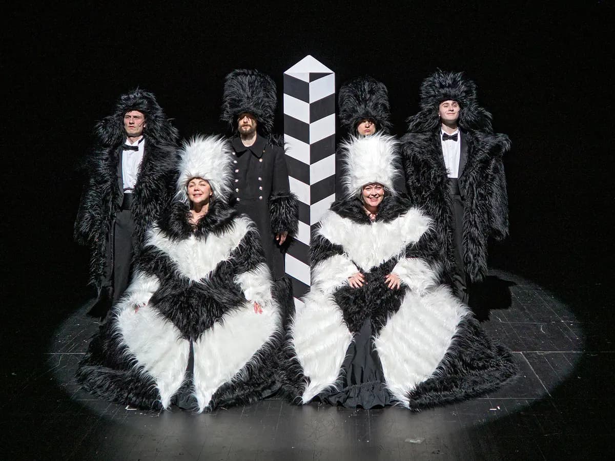 Ревизор 2.0 (Камерный театр)