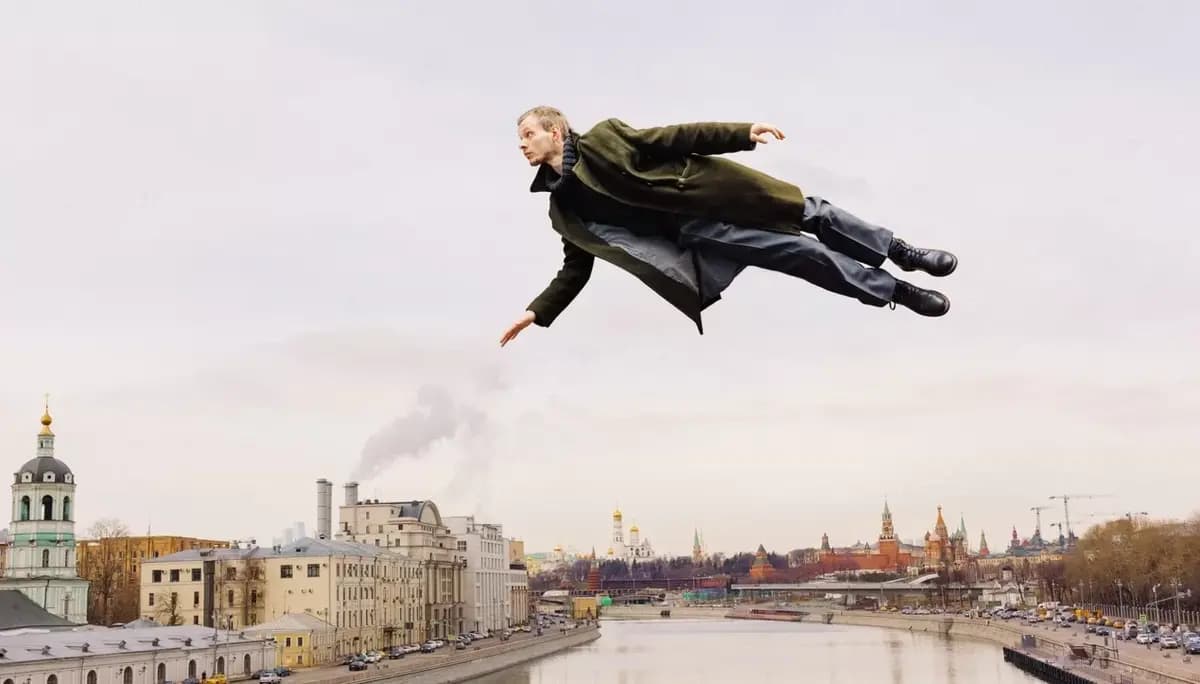 Я шагаю по Москве (Невидимый театр)