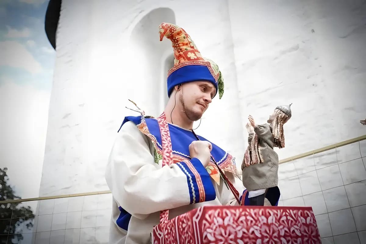 Тайны города Р (Памятник Ленину)