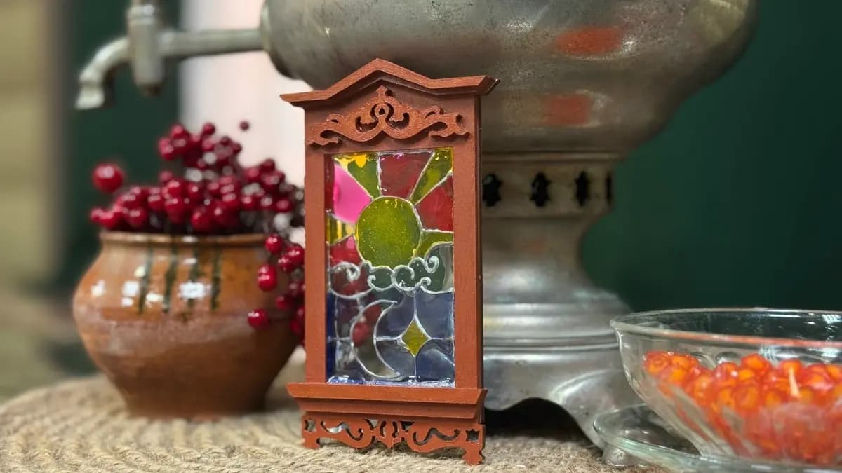 Создание декоративного наличника с витражом (Музей истории Хлынова)