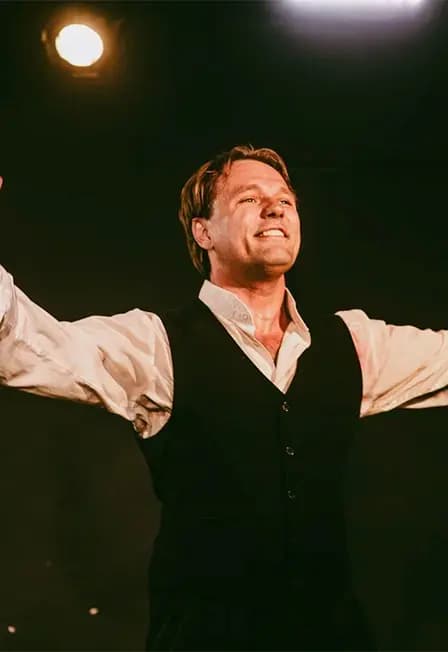 Есенин. Дорога из разбитых сердец