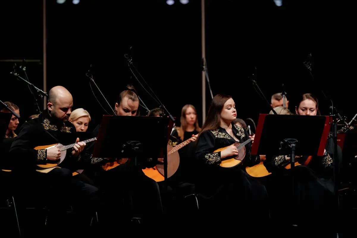 Мэри Поппинс (Пакгаузы на Стрелке)