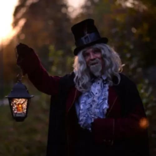 «Тайны Остоженки» с фонарщиком Фаролеро