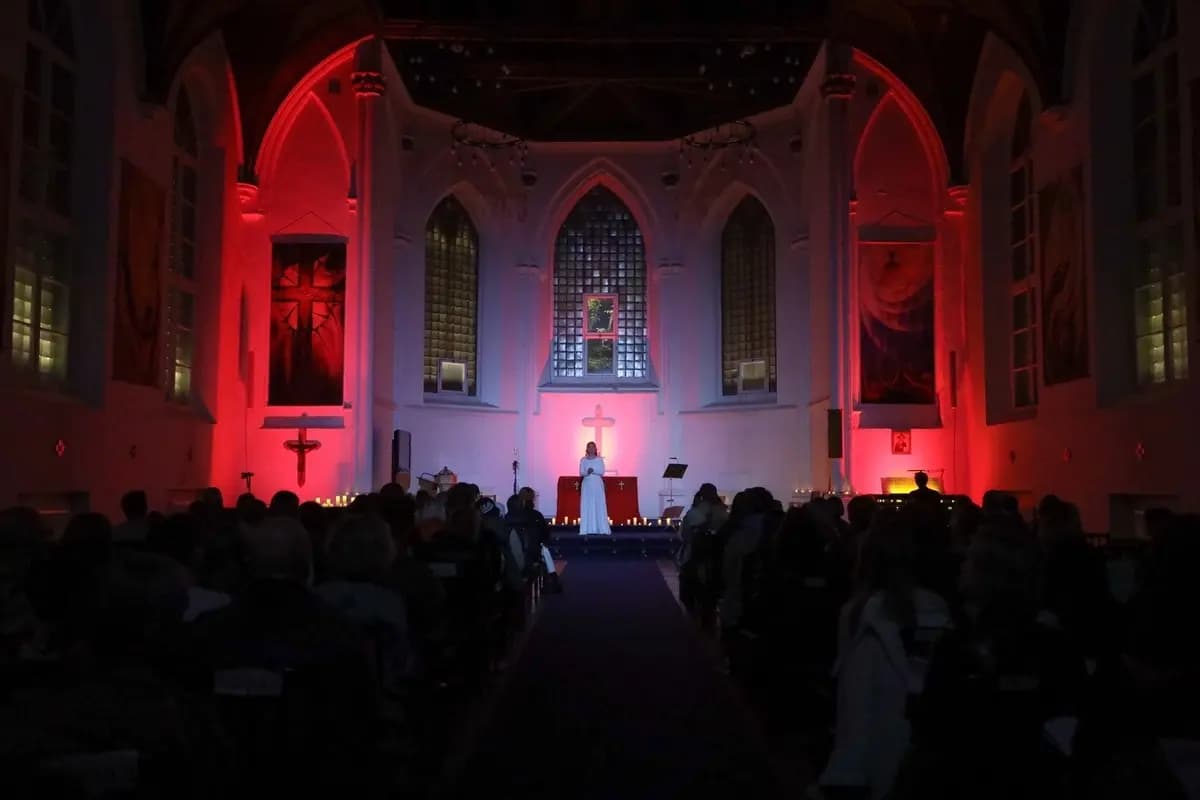 Готическая ночь: орган, арфа и голос при свечах (Англиканская церковь Святого Андрея)