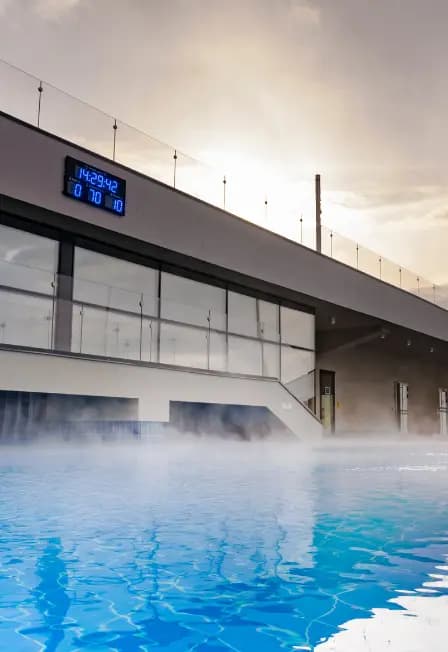 Бассейн у Флагштока