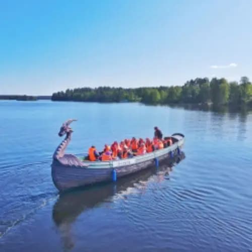 Сквозь водопады и века: Хаски, драккар и форель на ладожских берегах