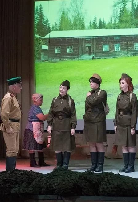 Театральный мюзикл «А зори здесь тихие»