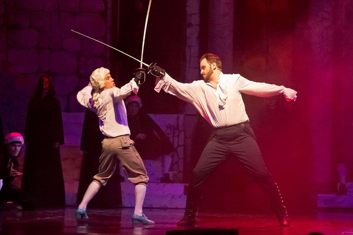 Опасные связи (Музыкальный театр)