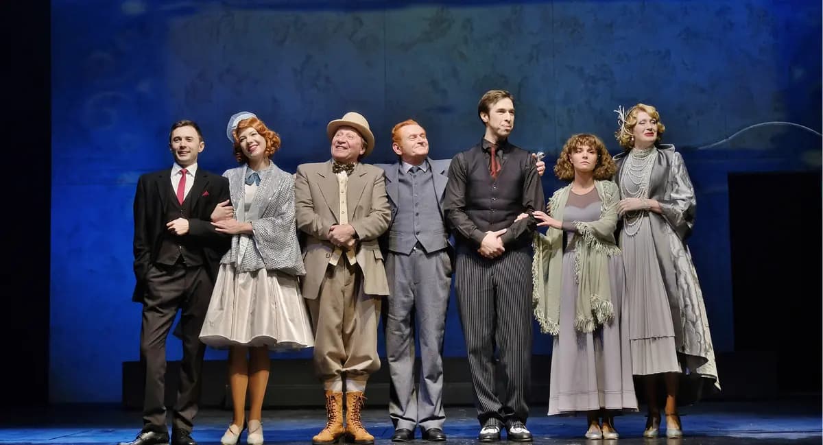 Краткий курс счастливой жизни (Театр комедии им. Акимова)