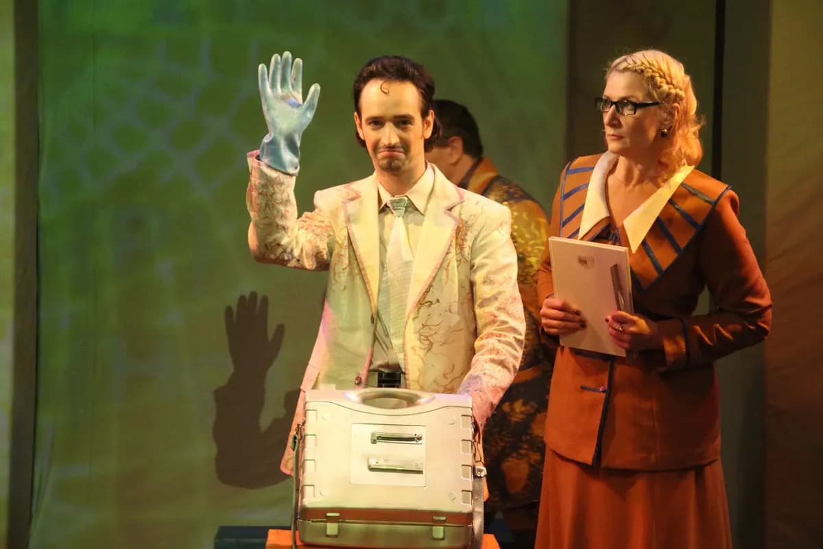 Училка из будущего (Комедианты)